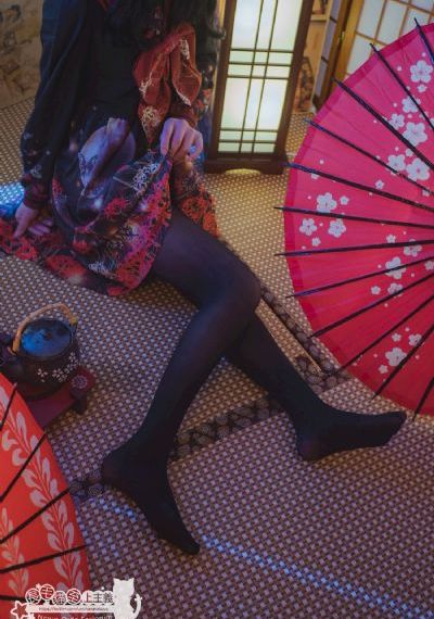 丝袜制服诱惑一区_4K日韩电影在线