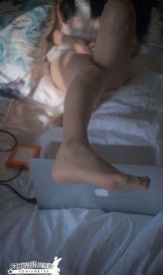 欧美无内透明丝袜熟妇_高清免费观看视频