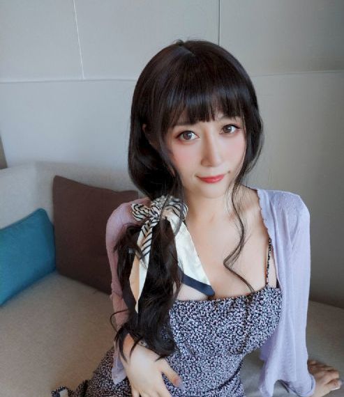 欧美风衣张扬个性模特_HD720P欧美电影在线