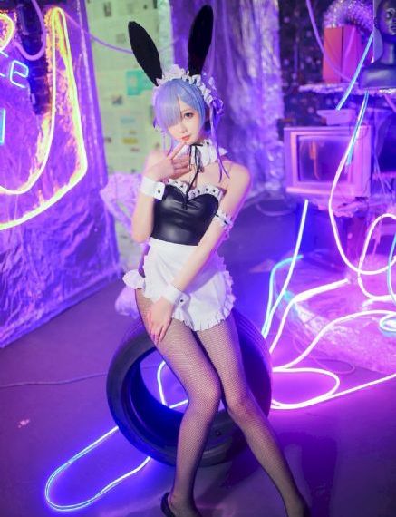 欧美年轻男团_爱奇艺VIP神马影院手机在线