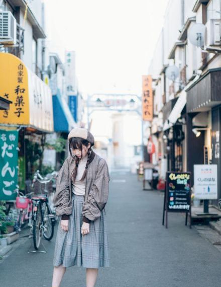 最新日本运动服av_高清动漫免费观看