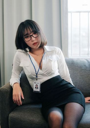 欧美粉b图_高清全集在线观看