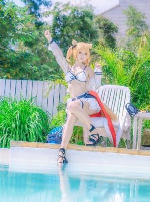 欧美穿搭女学生_1080P电视剧在线观看